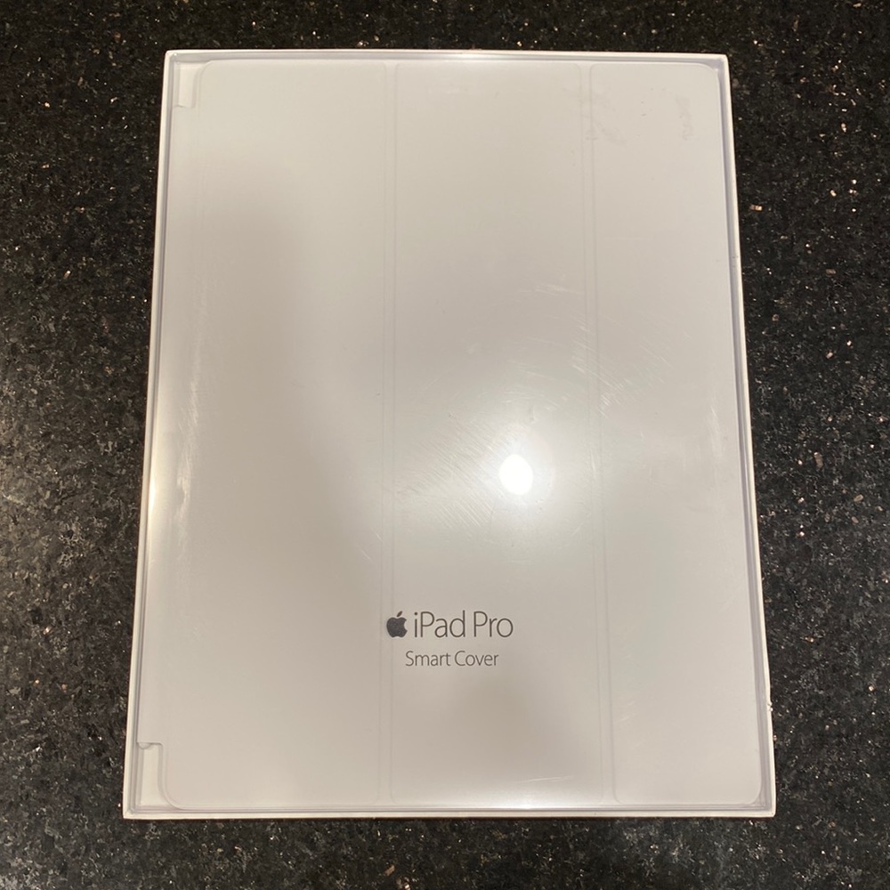 Brand new never opened Apple iPad Pro Smart Cover